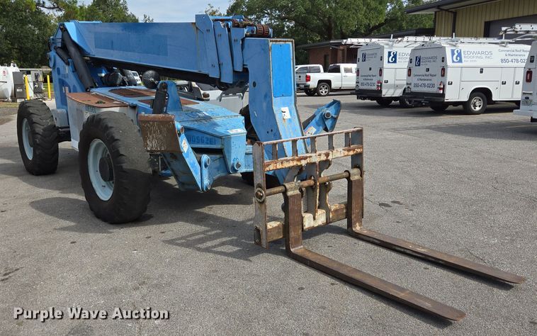 image for item DT5296 2012 Genie GTH1056 telehandler