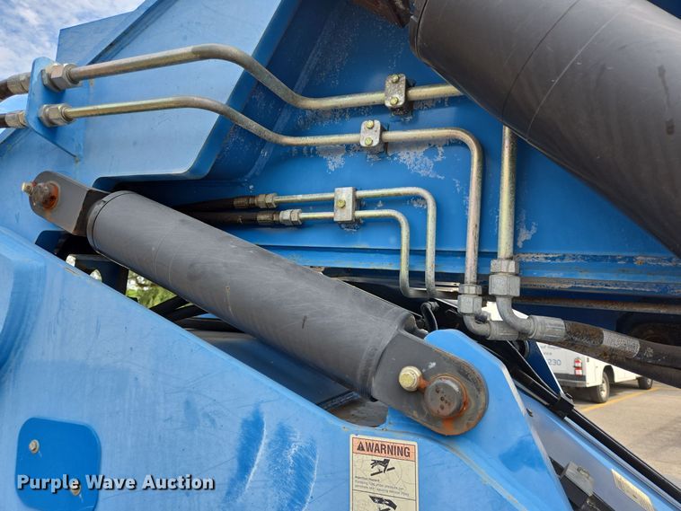 image for item DT5296 2012 Genie GTH1056 telehandler