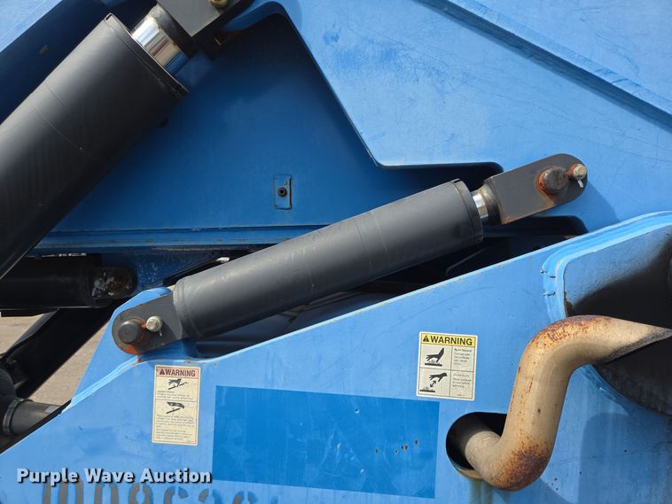 image for item DT5296 2012 Genie GTH1056 telehandler