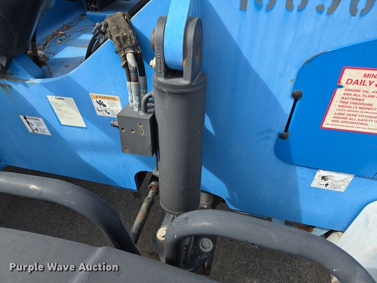image for item DT5296 2012 Genie GTH1056 telehandler