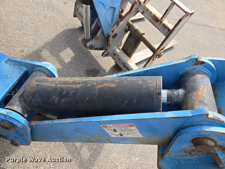 image for item DT5296 2012 Genie GTH1056 telehandler