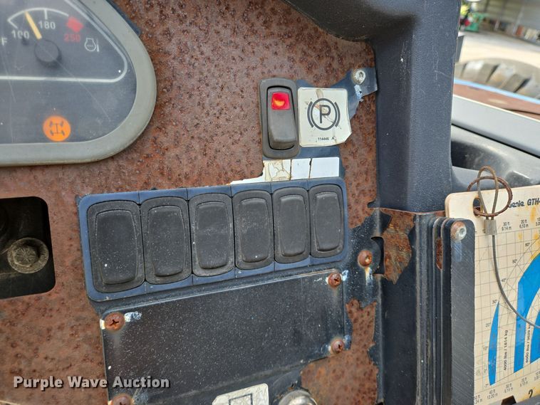 image for item DT5296 2012 Genie GTH1056 telehandler