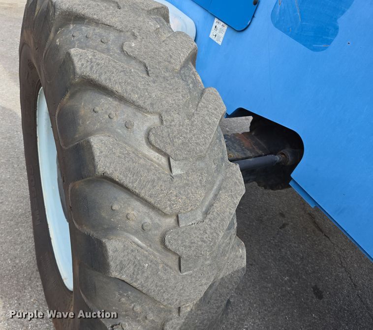 image for item DT5296 2012 Genie GTH1056 telehandler