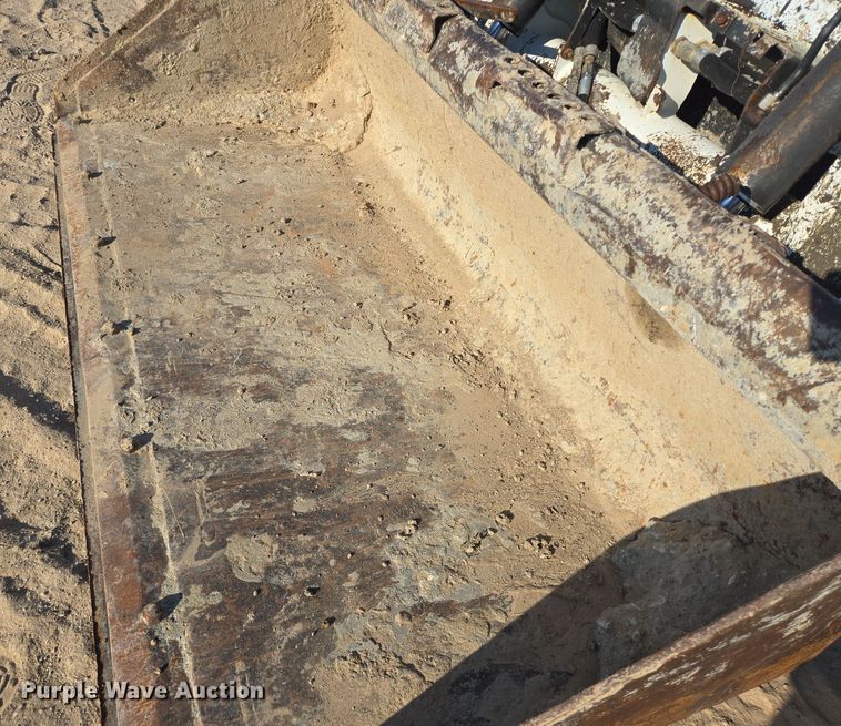 image for item DT5310 2017 Bobcat  T630 skid steer loader