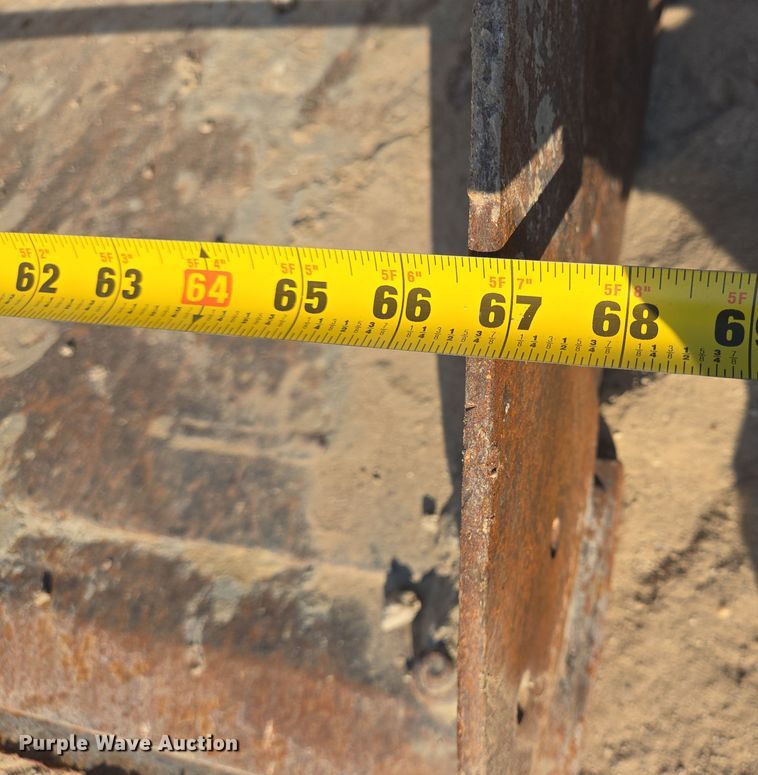 image for item DT5310 2017 Bobcat  T630 skid steer loader