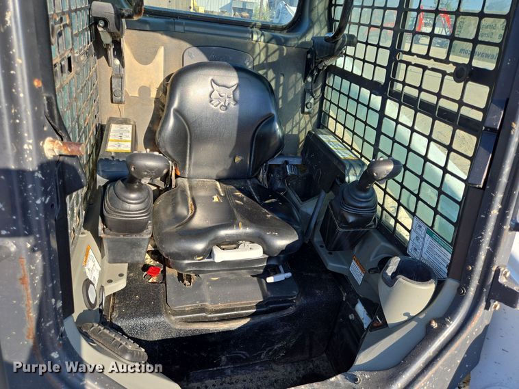 image for item DT5310 2017 Bobcat  T630 skid steer loader