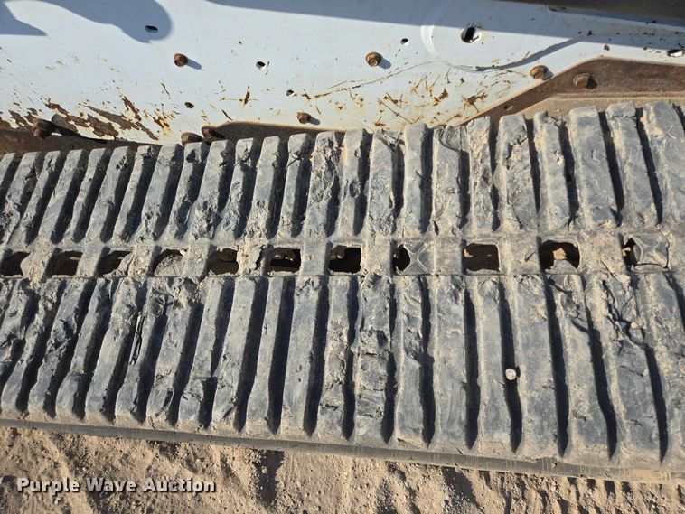 image for item DT5310 2017 Bobcat  T630 skid steer loader