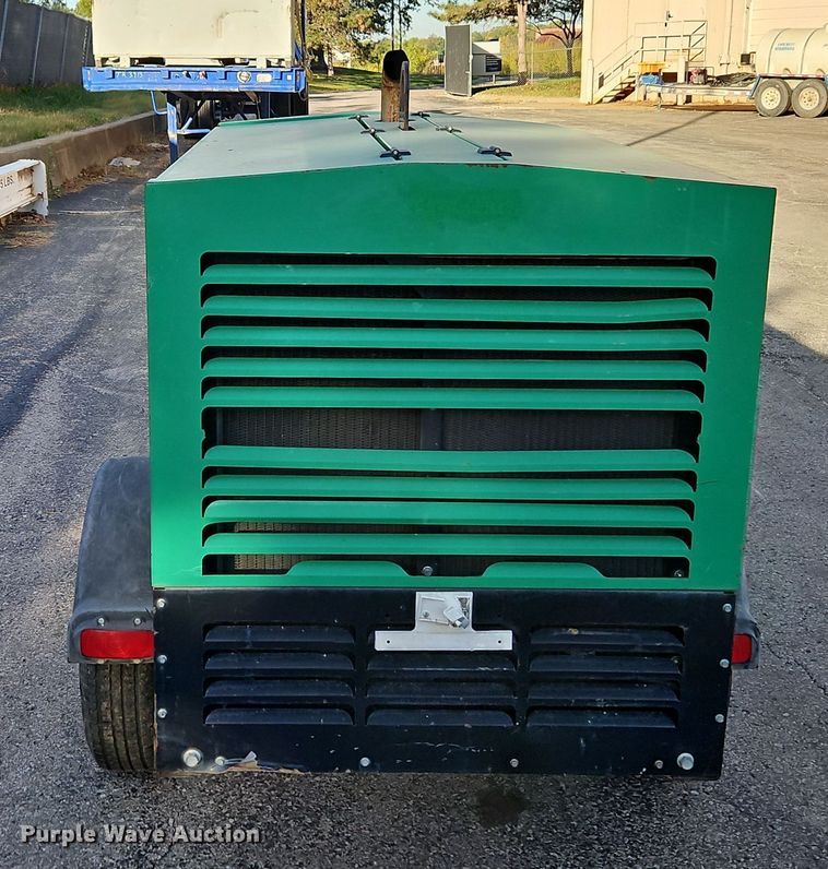 image for item DT7516 1990 Sullivan D185 air compressor