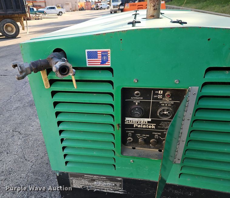 image for item DT7516 1990 Sullivan D185 air compressor