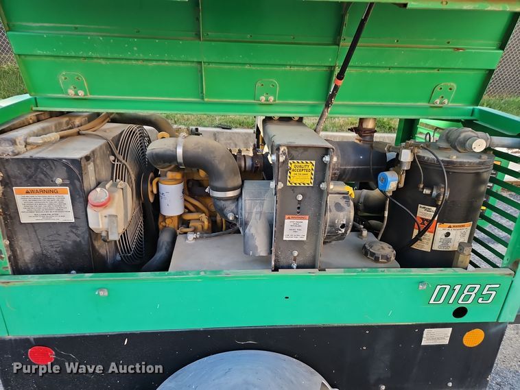 image for item DT7516 1990 Sullivan D185 air compressor