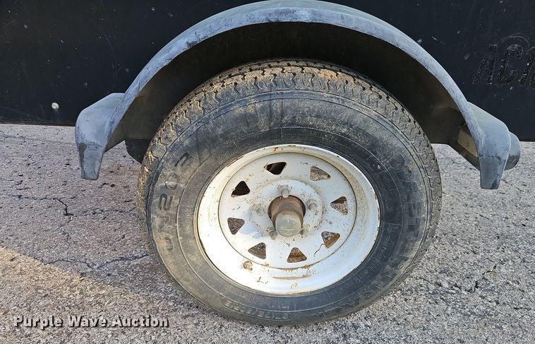 image for item DT7516 1990 Sullivan D185 air compressor