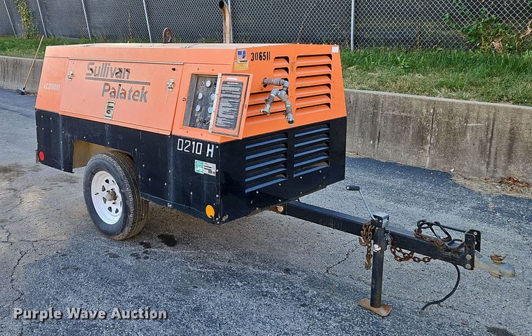 image for item DT7517 Sullivan DF210PHJD air compressor