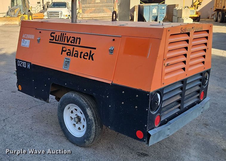 image for item DT7517 Sullivan DF210PHJD air compressor