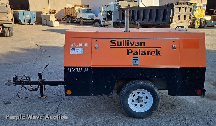 image for item DT7517 Sullivan DF210PHJD air compressor