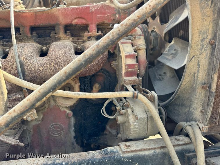 image for item DV5910 1978 International  Paystar 5000 truck cab and chassis