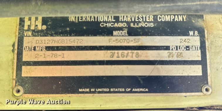 image for item DV5910 1978 International  Paystar 5000 truck cab and chassis