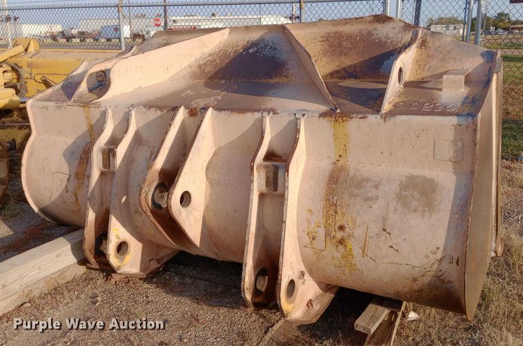 image for item DW0775 2011 Komatsu WA380-7 wheel loader