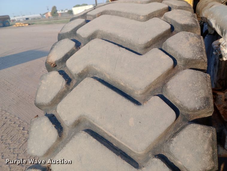 image for item DW0775 2011 Komatsu WA380-7 wheel loader
