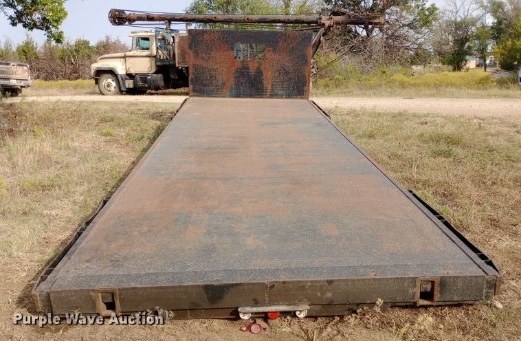 image for item DW0779 Flatbed