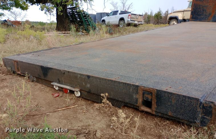 image for item DW0779 Flatbed