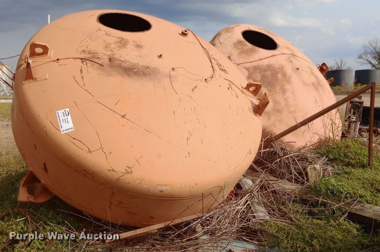 image for item DW0780 (2) concrete pots