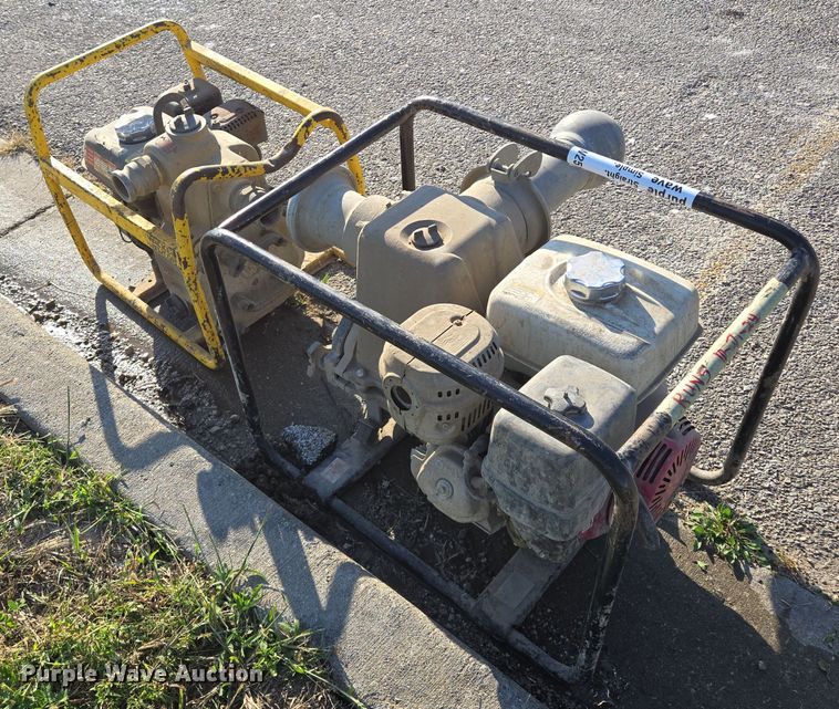 image for item DW2514 (2) pumps 