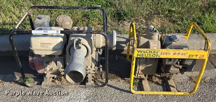 image for item DW2514 (2) pumps 