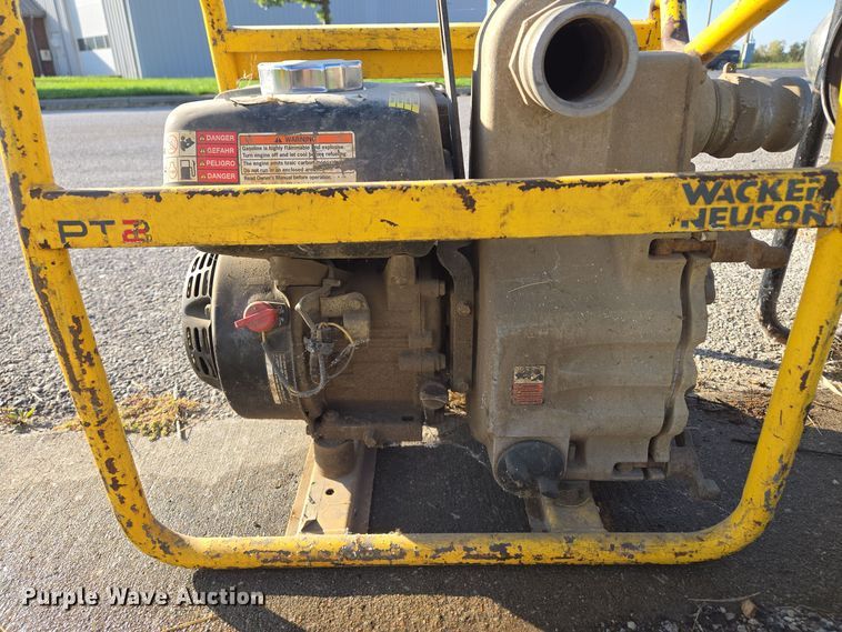 image for item DW2514 (2) pumps 