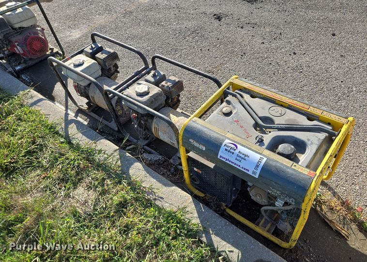 image for item DW2515 (3) generators 