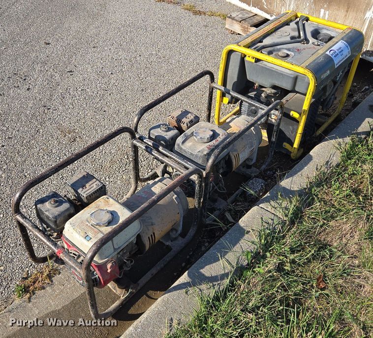 image for item DW2515 (3) generators 