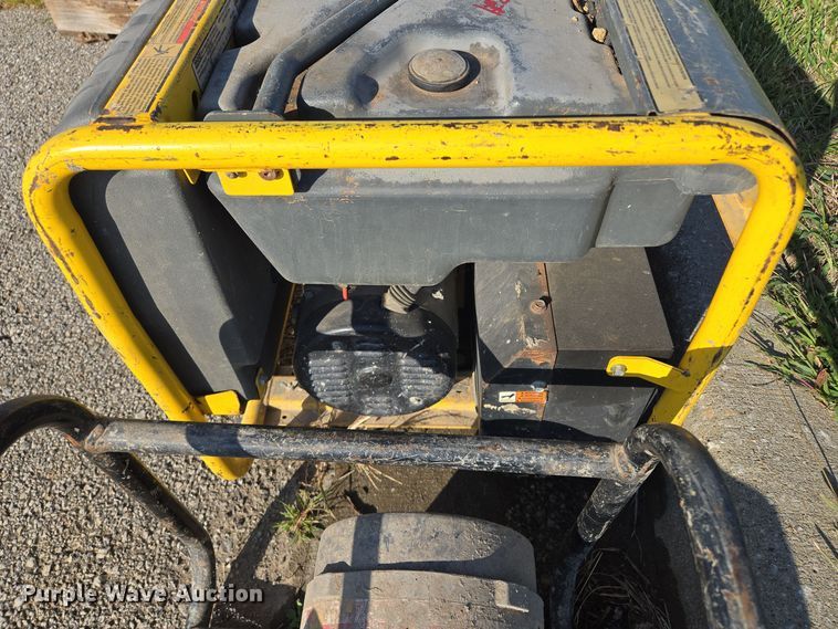 image for item DW2515 (3) generators 