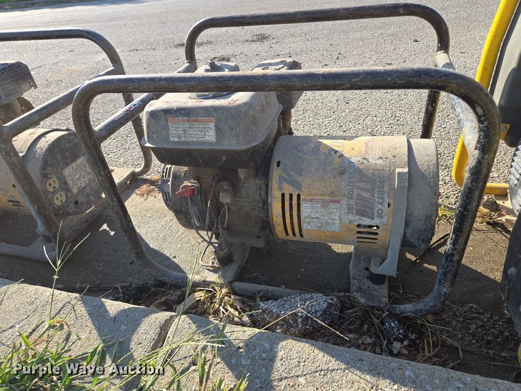 image for item DW2515 (3) generators 