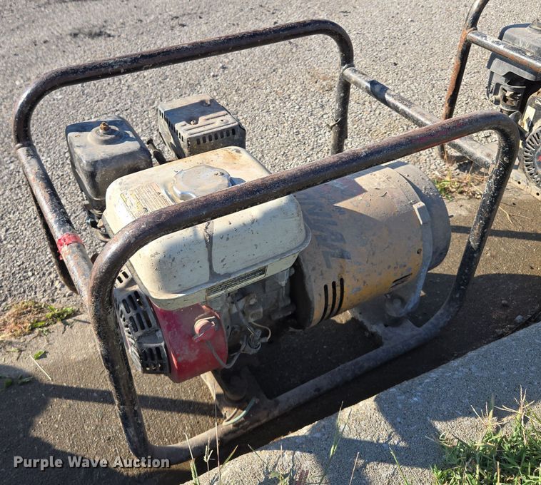 image for item DW2515 (3) generators 