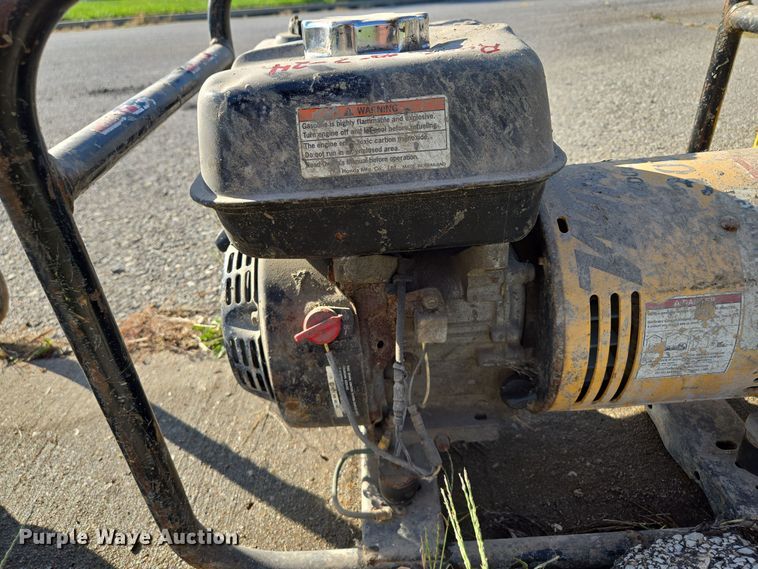 image for item DW2515 (3) generators 