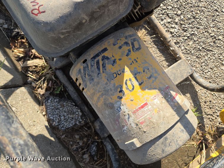 image for item DW2515 (3) generators 