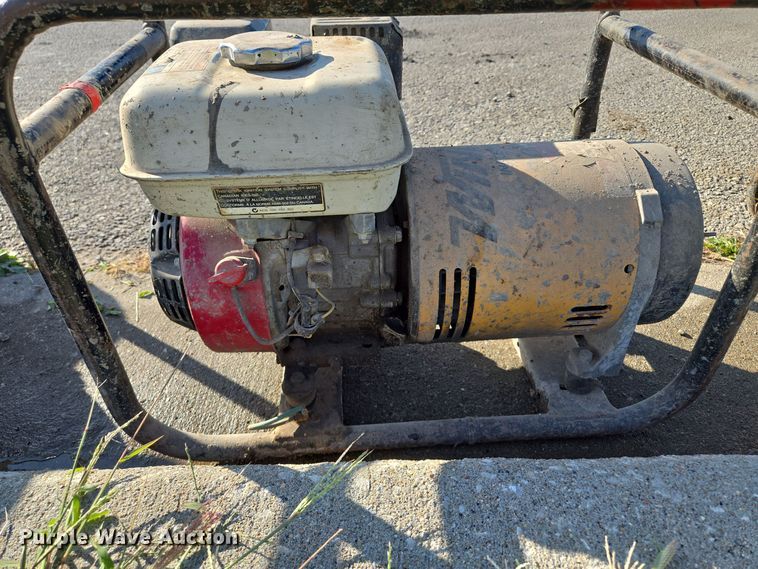 image for item DW2515 (3) generators 