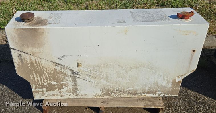 image for item DW2516 (2) fuel tanks 