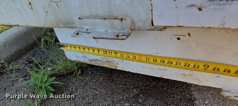 image for item DW2517 (2) fuel tanks 