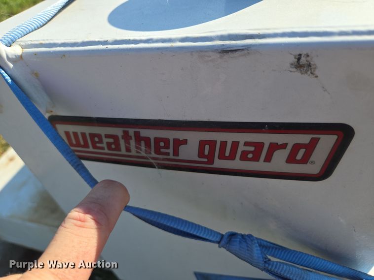 image for item DW2517 (2) fuel tanks 