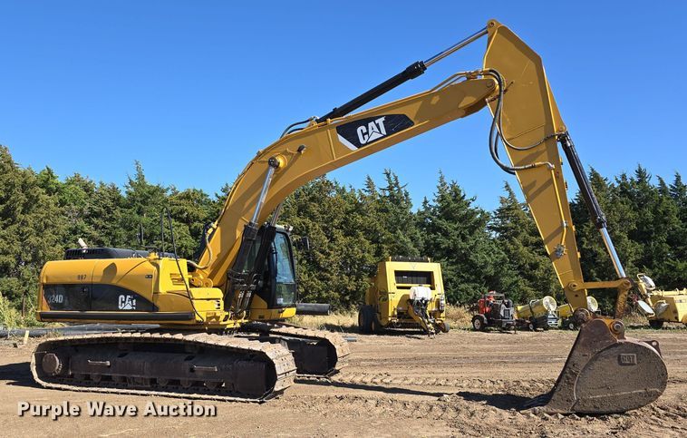 image for item DW3750 2008 Caterpillar 324D L excavator