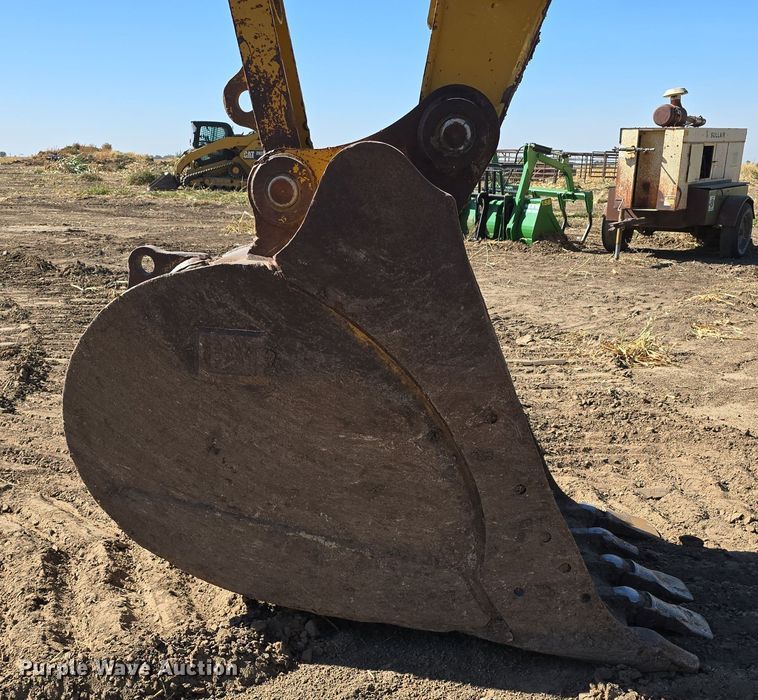 image for item DW3750 2008 Caterpillar 324D L excavator