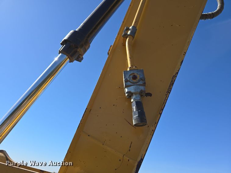 image for item DW3750 2008 Caterpillar 324D L excavator