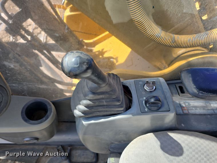 image for item DW3750 2008 Caterpillar 324D L excavator