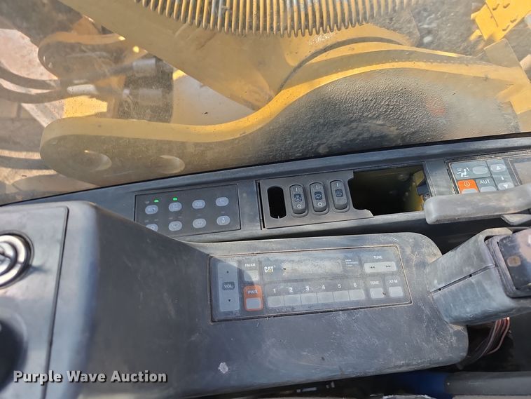 image for item DW3750 2008 Caterpillar 324D L excavator