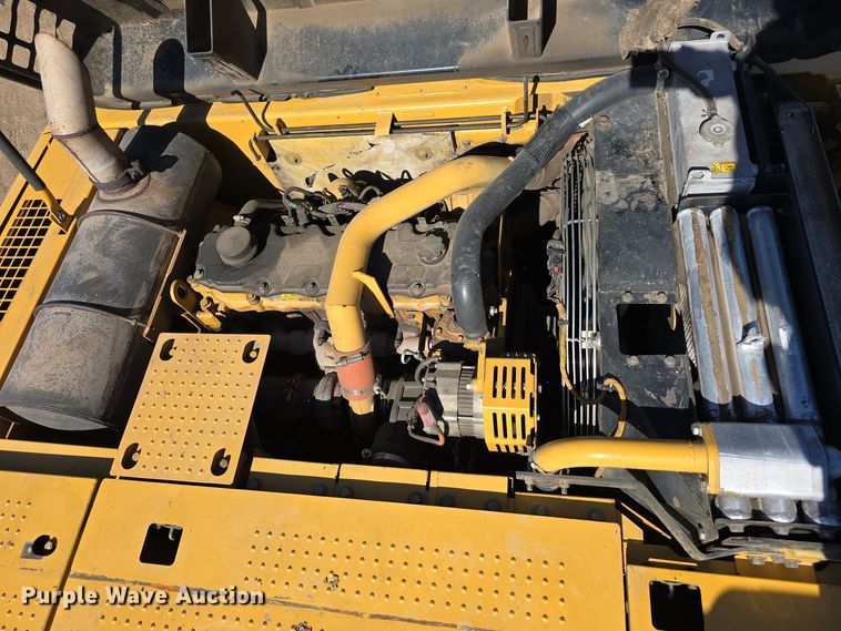 image for item DW3750 2008 Caterpillar 324D L excavator