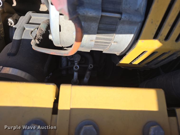 image for item DW3750 2008 Caterpillar 324D L excavator