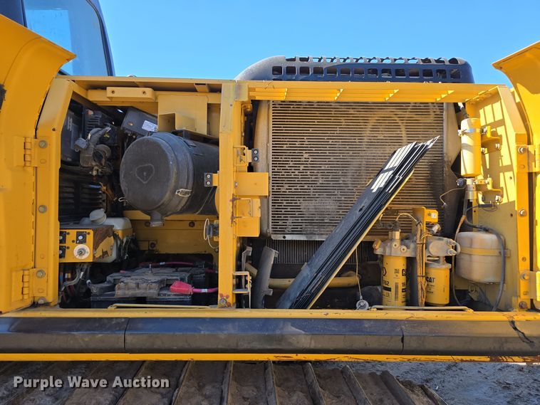 image for item DW3750 2008 Caterpillar 324D L excavator