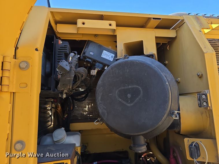 image for item DW3750 2008 Caterpillar 324D L excavator