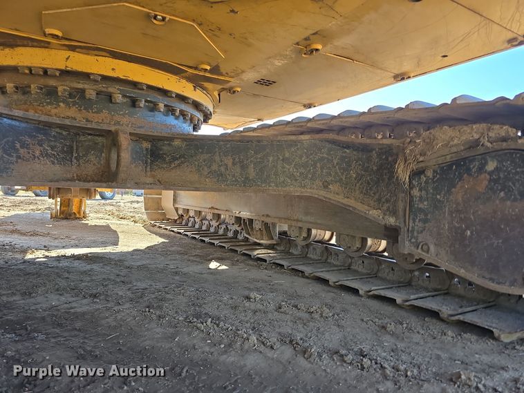 image for item DW3750 2008 Caterpillar 324D L excavator
