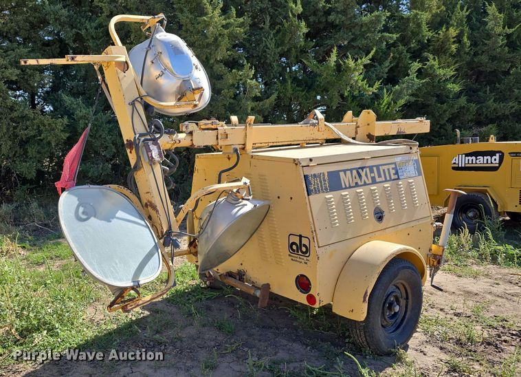 image for item DW3757 Allmand Bros ML111CEALRTK light plant